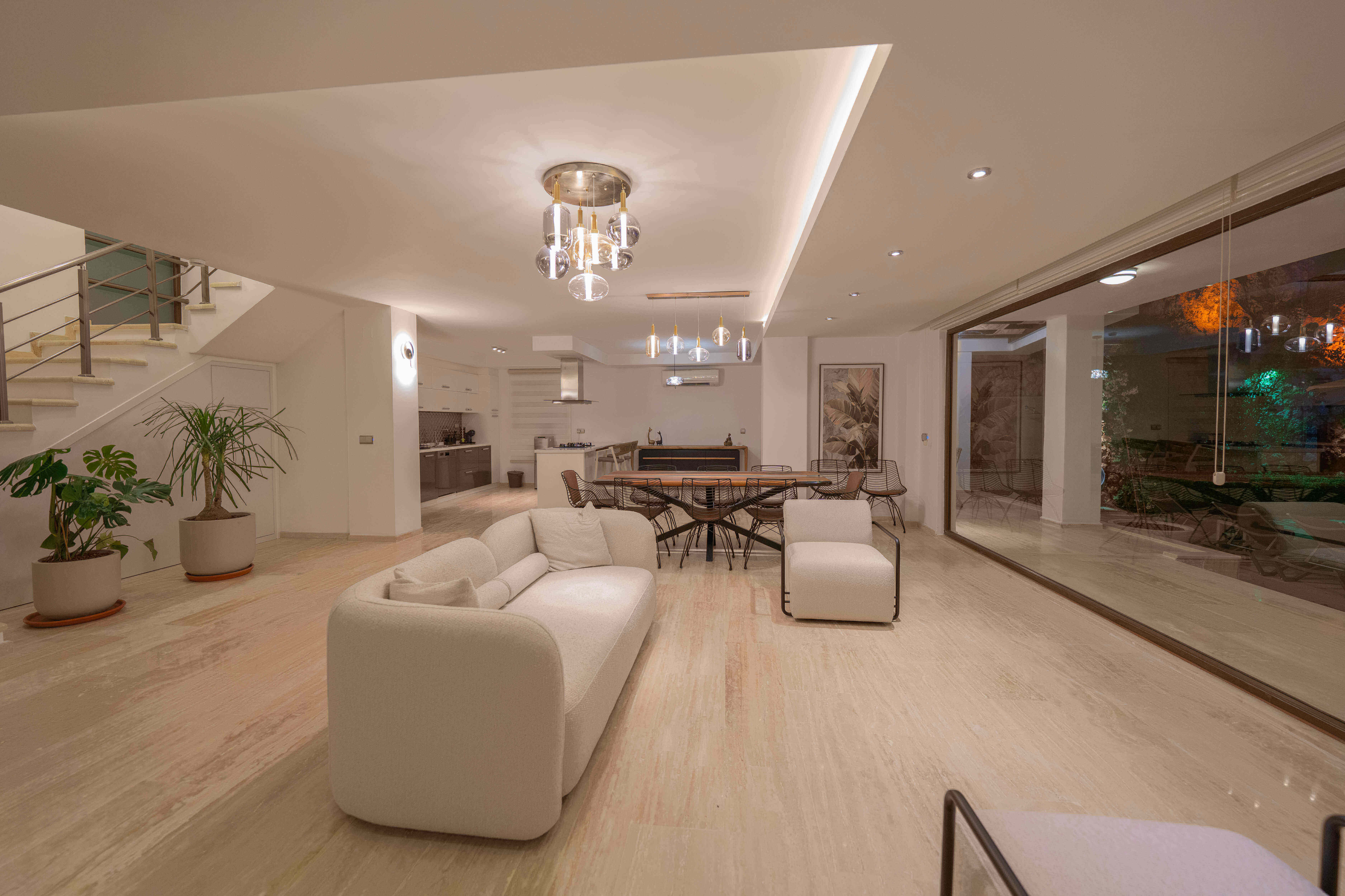 indoor 6