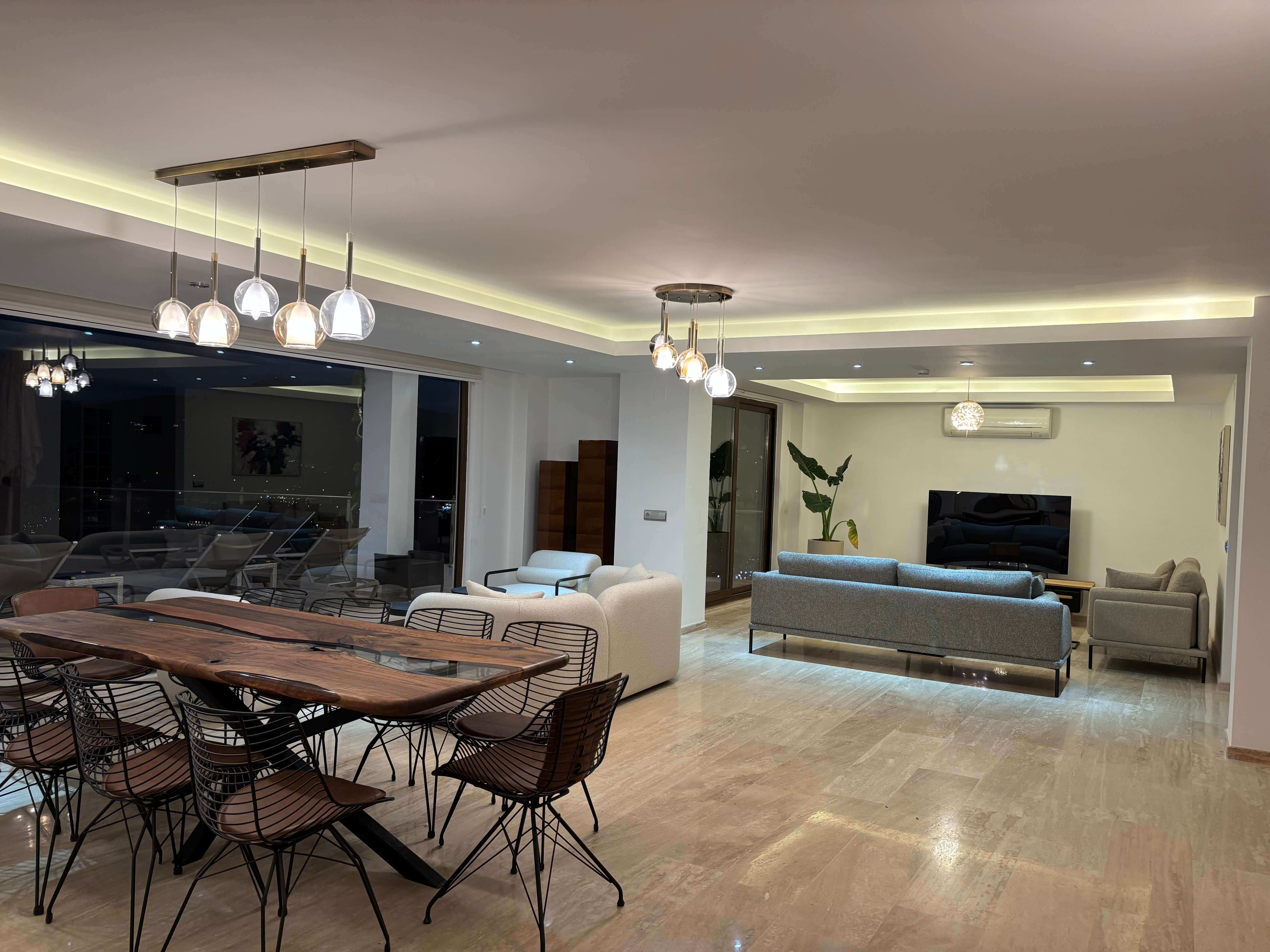 indoor 1